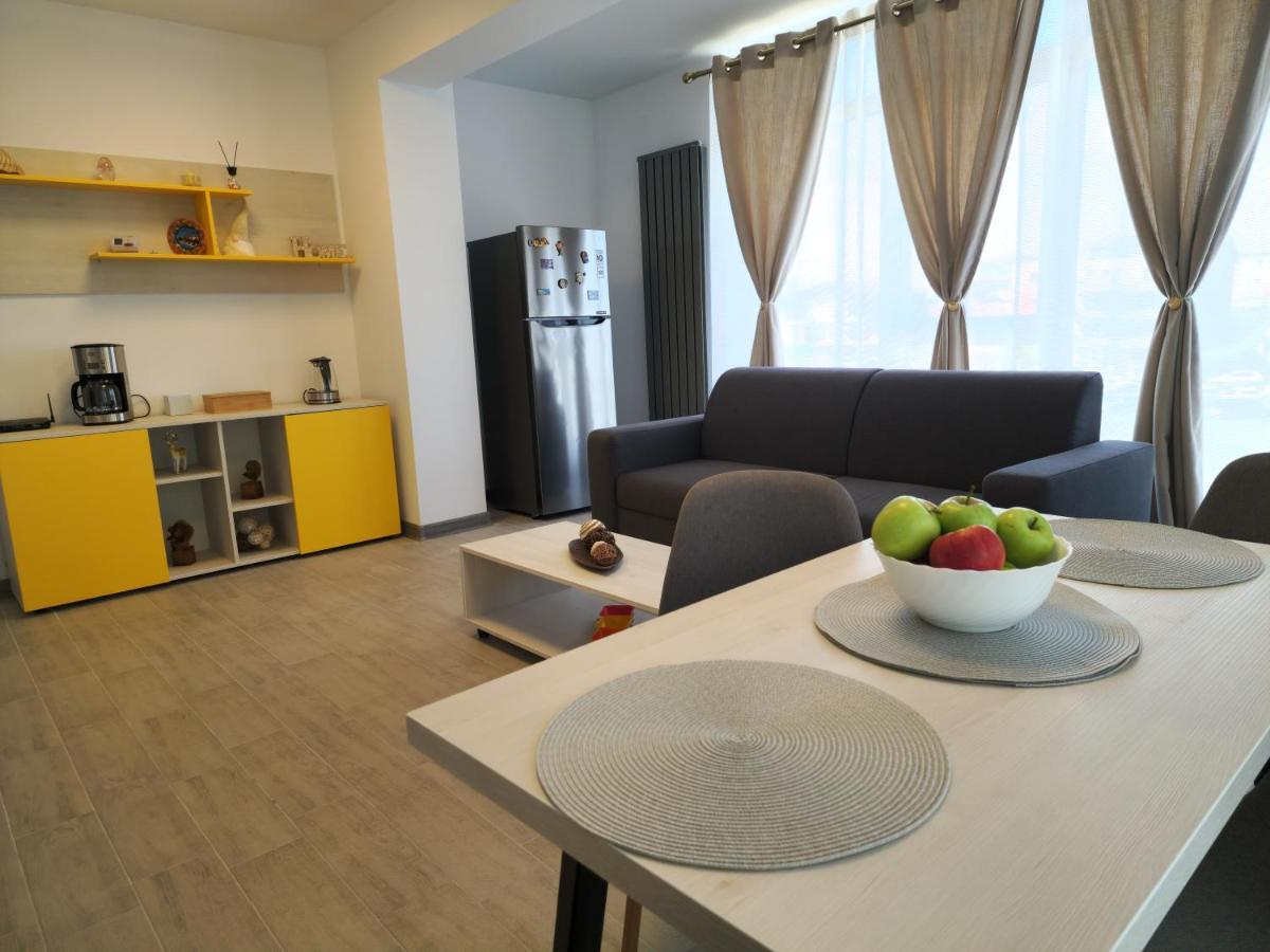 Cristalex Apartment Alezzi Beach Năvodari Exterior foto