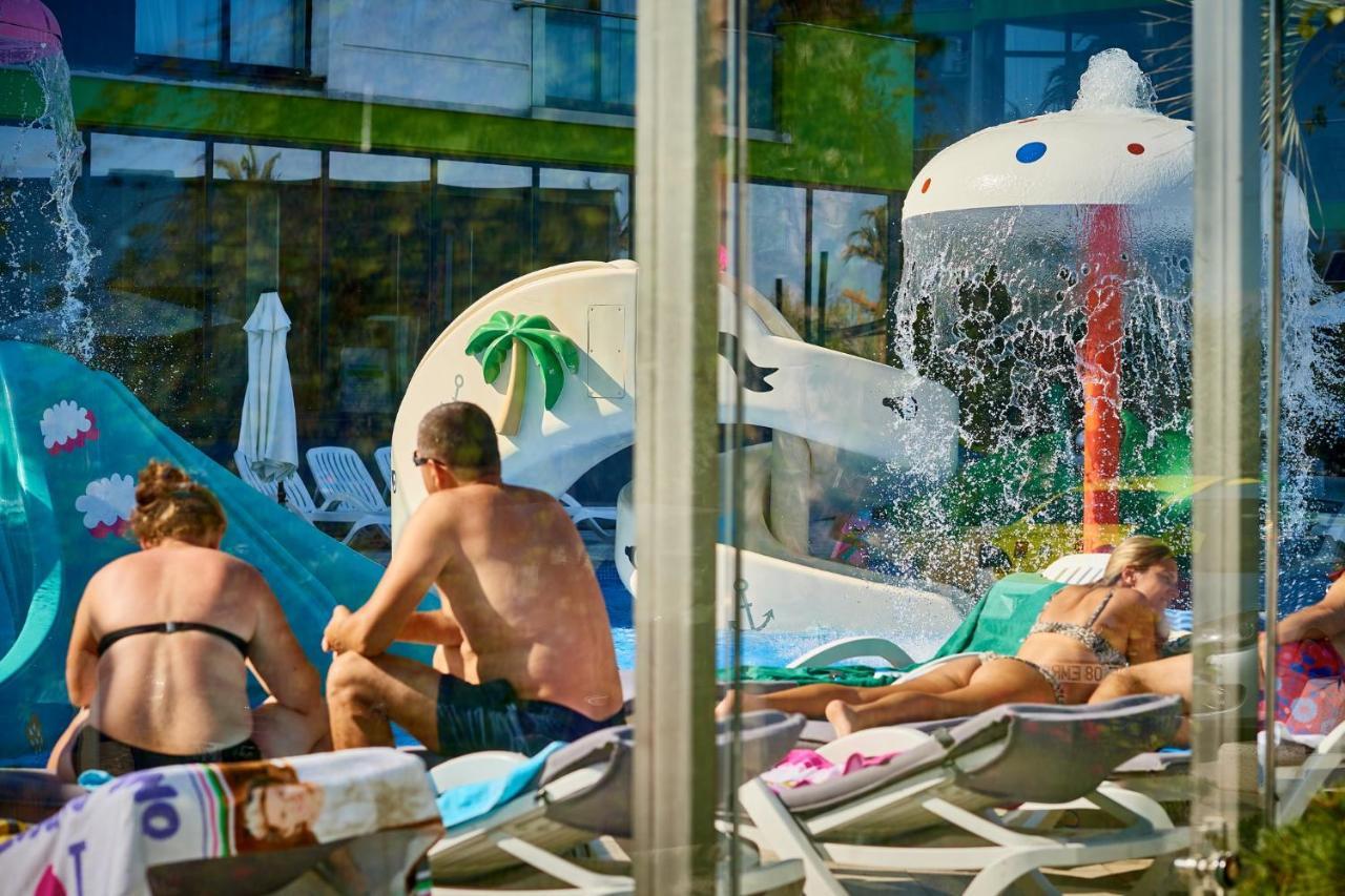 Cristalex Apartment Alezzi Beach Năvodari Exterior foto